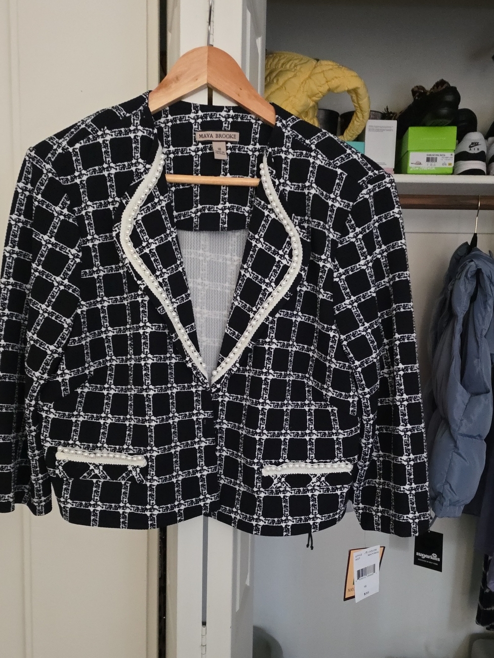 Navy & White Textured Open-Front Blazer by Maya Brooke